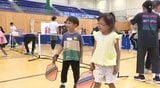 アメリカ生まれのラケット競技「ピックルボール」長野・駒ヶ根市で体験会…パドルと呼ばれるラケットでボールを打ち合う競技「もっとやってみたい…」　|　SBC NEWS | 長野のニュース | SBC信越放送