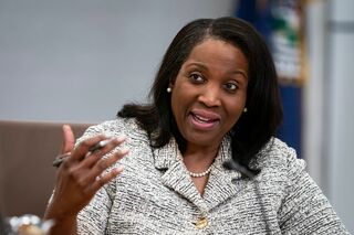 450人超のエコノミスト、クック理事とＦＲＢ独立性を支持－公開書簡| TBS CROSS DIG with Bloomberg