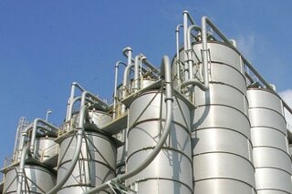 「ナフサは十分」という政府と「ゴミ袋・塗料等の不足」に泣く現場…サプライチェーン末端で起きている“金融不安型パニック”、疑心暗鬼を鎮める木目細かい需給情報の必要性| TBS CROSS DIG with Bloomberg