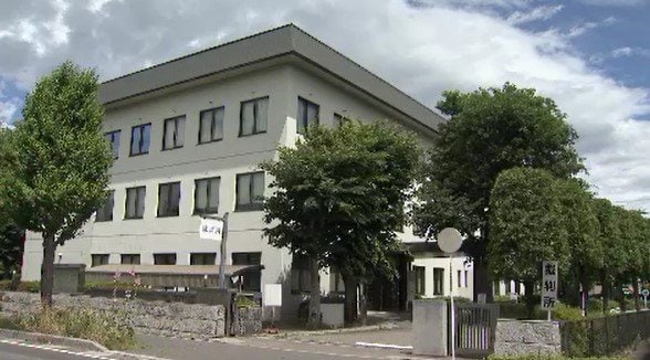 女性のスカートの中をスマホで繰り返し動画盗撮…長野県の元地域振興局長の男に執行猶予付きの有罪判決「常習性は顕著で、単純な手口だが巧妙で悪質」県から停職6か月の懲戒処分受け依願退職　|　SBC NEWS | 長野のニュース | SBC信越放送