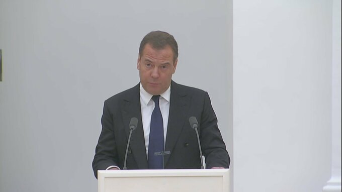 侵攻1年 強硬姿勢のロシア　市民に分断も　メドベージェフ前大統領「勝利は達成されるだろう」|TBS NEWS DIG