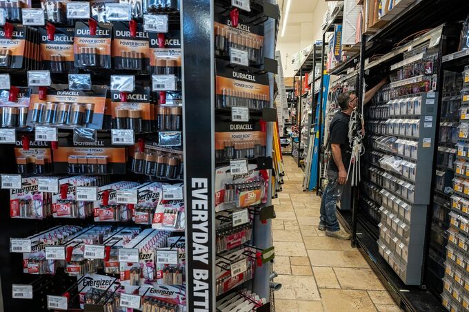 米中小企業の景況感、6カ月ぶり低水準－収益悪化で景気楽観が後退