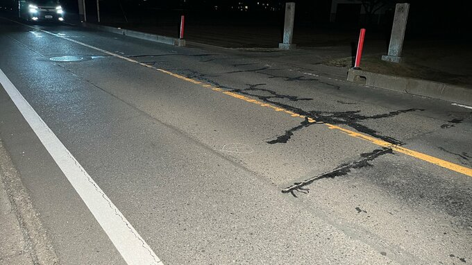 群馬県伊勢崎市の路上で小学2年生の男子児童はねられ重傷　運転手の76歳女性から事情聞く|TBS NEWS DIG