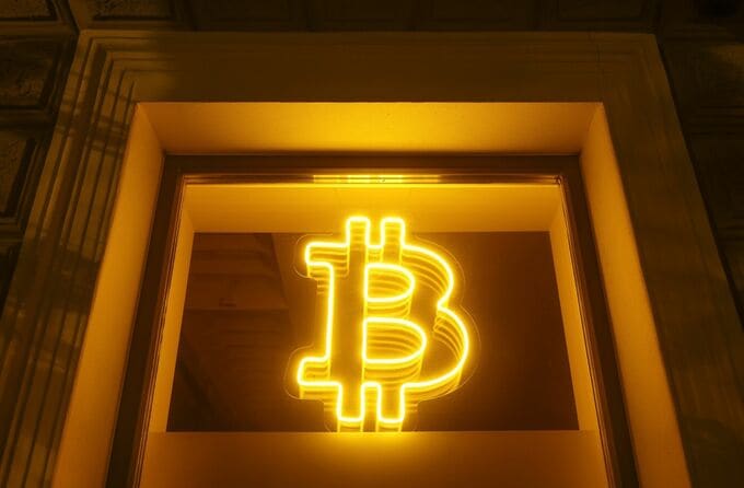ビットコイン12万ドル突破、最高値更新－リスクオンで騰勢戻る