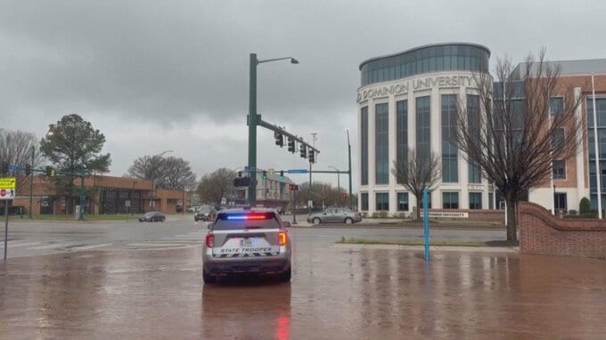 米バージニア州の大学で銃撃　大学関係者1人死亡、2人負傷　FBIがテロ事件として捜査