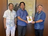 那覇市医師会が県交通遺児育成会に寄付 | 沖縄のニュース|RBC 琉球放送
