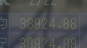 「バブル期に証券会社で働いていた。懐かしい気持ちで見守った」日経平均株価が史上最高値　専門家は「これがゴールじゃない」|TBS NEWS DIG