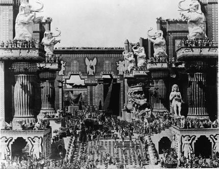 100年の時を超える映画”の破壊力 名画『イントレランス』に触発されて