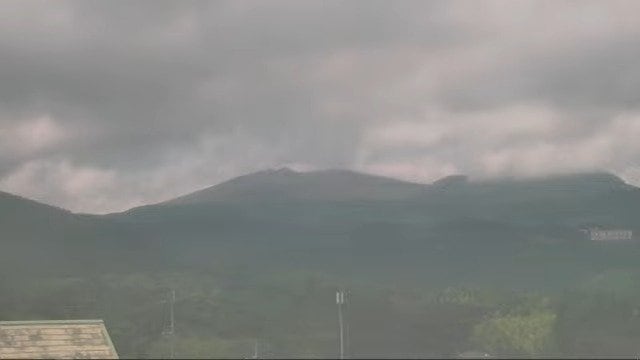 新燃岳で噴火が発生　噴煙20ｍで東へ【きょう14日の降灰予報】鹿児島・宮崎|TBS NEWS DIG