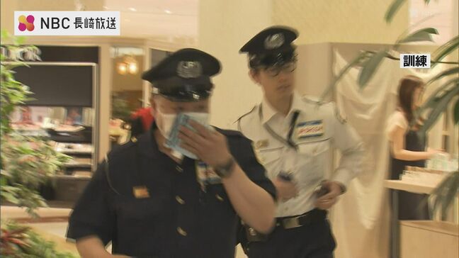 異臭発生を想定した消防訓練　長崎市の大型商業施設|TBS NEWS DIG