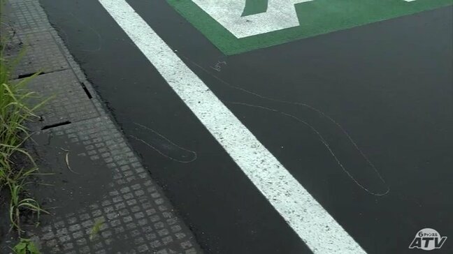 国道交差点を渡っていた男子中学生が車にはねられてけが　警察が車を運転の55歳の男を過失運転傷害の疑いで現行犯逮捕　男は容疑をおおむね認める　青森県むつ市|TBS NEWS DIG