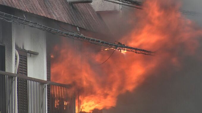 焼け跡から男性の遺体　石垣市の店舗兼住宅で火事　|　沖縄のニュース｜RBC 琉球放送
