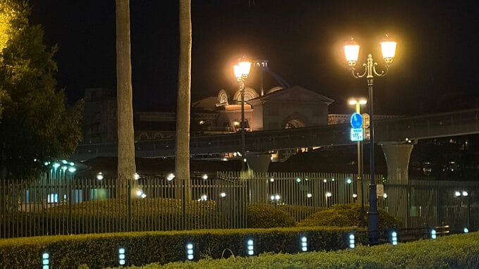 【速報】30代の中国籍の男逮捕　東京ディズニーシーのホテルミラコスタ宴会場に刃物持ち侵入、逃走　男は宴会場を利用していた会社の元従業員|TBS NEWS DIG