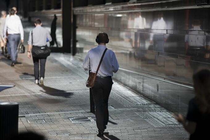 豪失業率3.9％に予想外の低下－利下げ観測後退、３年債利回り上昇