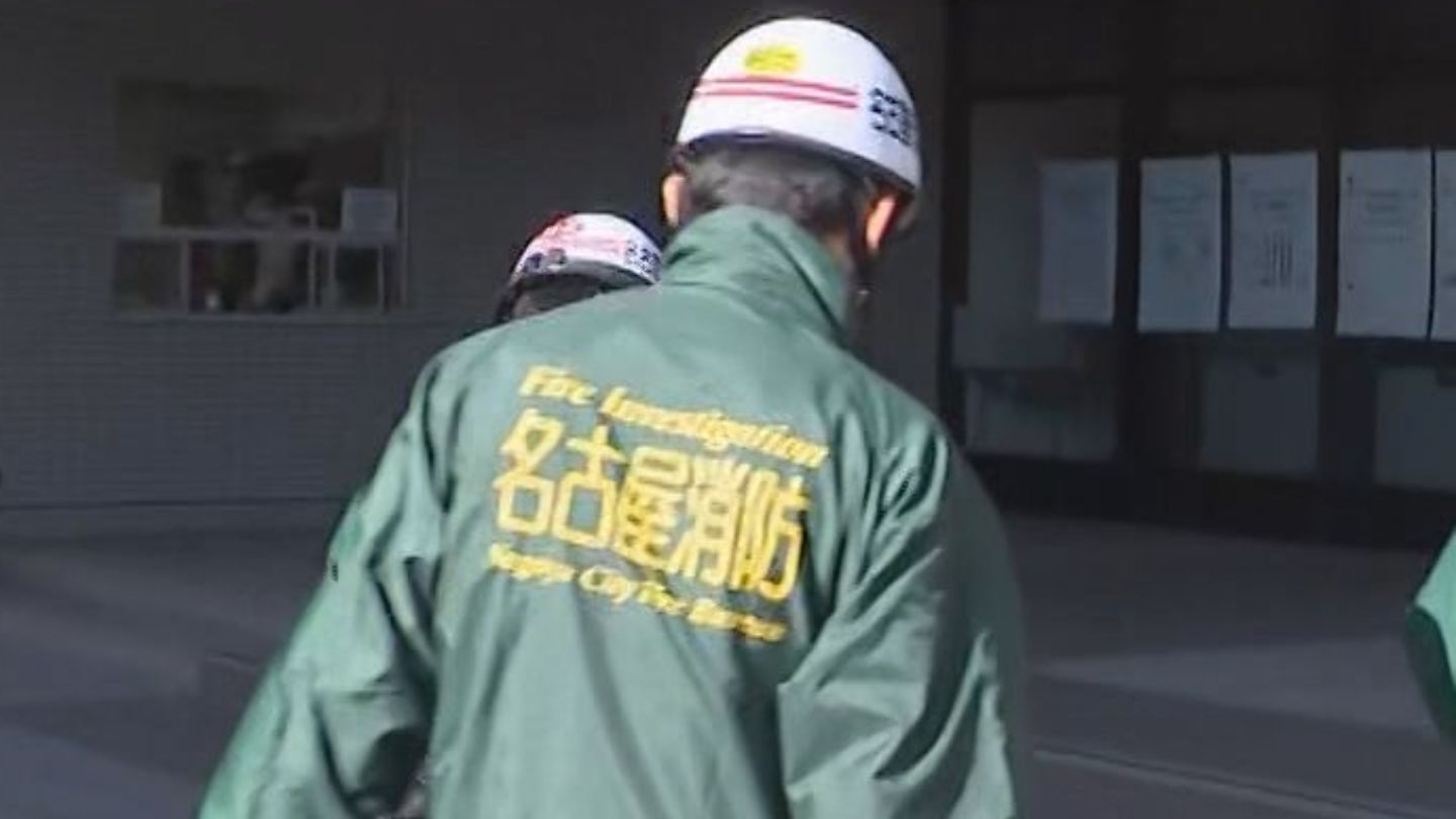 生徒「練習が終わるのが5分遅かったら」 体育館が全焼した高校は臨時休校　警察と消防が出火原因調べる