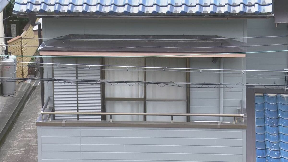 ｢ひきこもりになったのは父のせい｣ 腹部を踏みつけ殴る…傷害致死の疑いで無職の36歳息子を逮捕 三重･熊野市