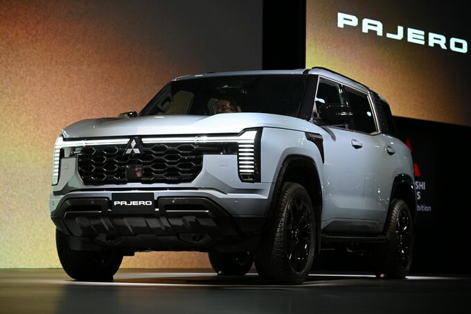三菱自、7年ぶり復活の新型「パジェロ」世界初公開－100カ国で展開へ