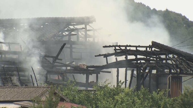 臼杵の住宅火災　焼け跡から1人の遺体見つかる|TBS NEWS DIG
