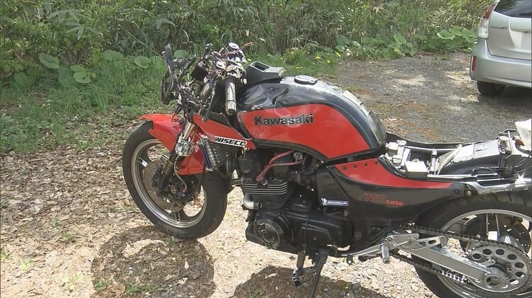 詳報】国道394号のスノーシェルター内でバイク転倒の事故 60歳の男性が