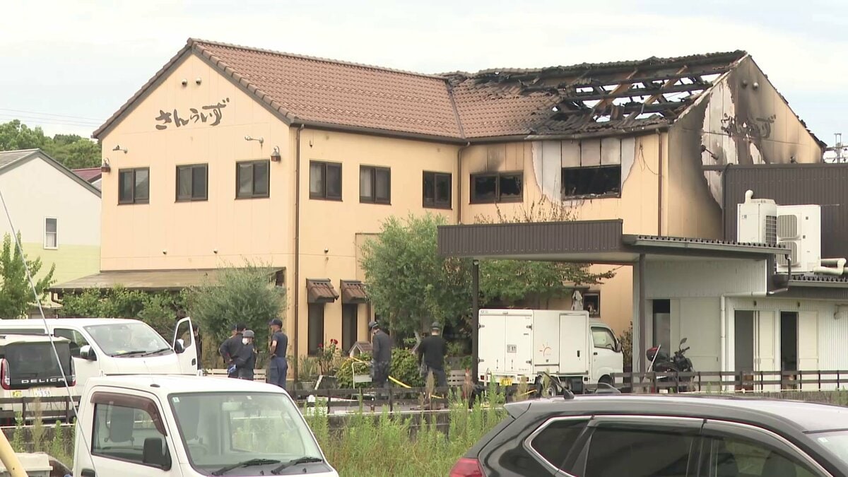 岐阜県本巣市のケーキ店で火事 5人死傷 現場から凶器の疑いある刃物などが複数見つかる 殺人と放火の疑いで捜査