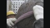 長崎七不思議の一つ 『大波止の鉄砲玉(てっぽんたま)』の引越し 1986(昭和61)年 映像タイムマシーン“ユウガク”【長崎】 | 長崎のニュース | 天気 | NBC長崎放送
