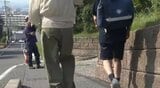 【クマの目撃情報相次ぐ】「とても怖い…」長野・松本市…周辺の小中学校で子どもたちが保護者に付き添われて登校|TBS NEWS DIG