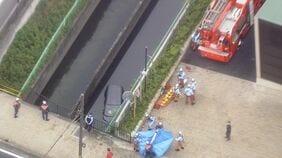 【速報】｢車が用水路に転落｣｢運転手が外に出られない｣ 車同士の事故 はずみで1台が転落…運転していた高齢女性がケガ 愛知･豊田市|TBS NEWS DIG
