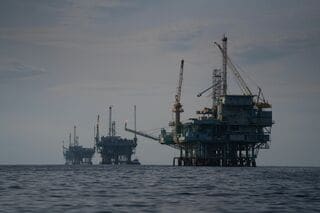 トランプ政権、米沿岸ほぼ全域で沖合石油掘削の開放検討-環境懸念も| TBS CROSS DIG with Bloomberg