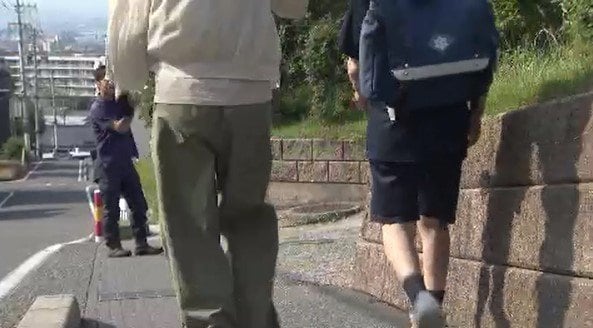 【クマの目撃情報相次ぐ】「とても怖い…」長野・松本市…周辺の小中学校で子どもたちが保護者に付き添われて登校　|　SBC NEWS | 長野のニュース | SBC信越放送