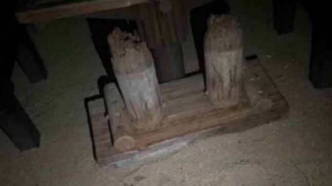 公園のベンチが倒壊する事故　男性1人がけが|TBS NEWS DIG