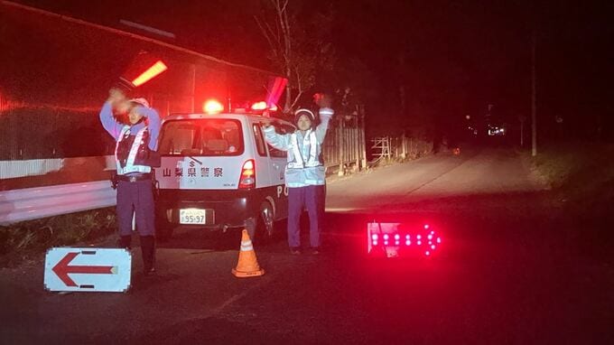 【速報】女性が意識不明の重体の模様　軽トラックにはねられる　山梨・北杜市　|　山梨のニュース | ＵＴＹテレビ山梨