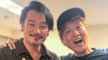 【 純烈・酒井一圭 】元メンバー・小田井涼平との2ショット公開「事務所にいたら 不審者が入ってきたので 記念写真を撮りました」|TBS NEWS DIG