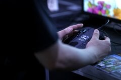 任天堂の収益モデルに試練、生成AI特需でメモリー価格の高騰続く| TBS CROSS DIG with Bloomberg