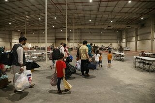 米政権、カタールのアフガン避難民施設を閉鎖へ－民主党議員ら猛反発| TBS CROSS DIG with Bloomberg