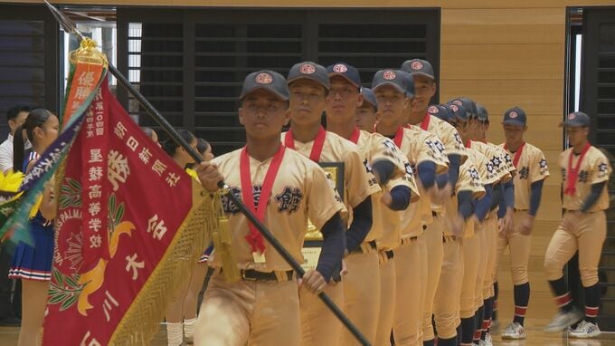 遊学館高校ナイン 甲子園に向けた壮行式で生徒約500人がエール 目標は「石川県史上初の日本一」|TBS NEWS DIG