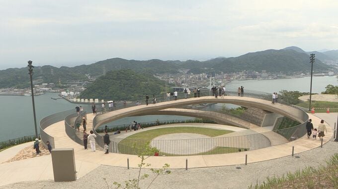 眼下には関門橋　整備が進む火の山公園にぎわう　山口・下関|TBS NEWS DIG