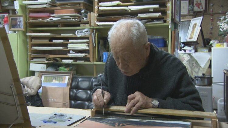 将来の夢を持っている」油絵を描き続ける98歳 絵画教室を主宰し、彫刻