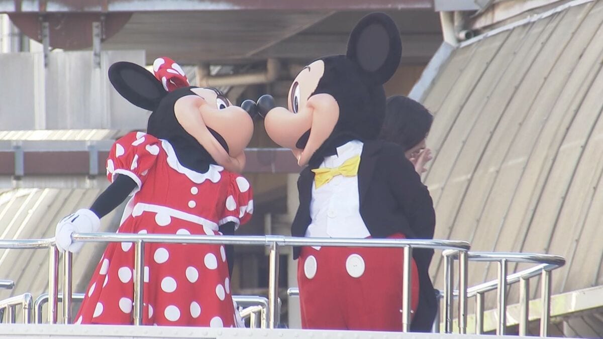 ミッキーがやってきた！宮崎市制100周年パレード 7万人の人出 | MRT