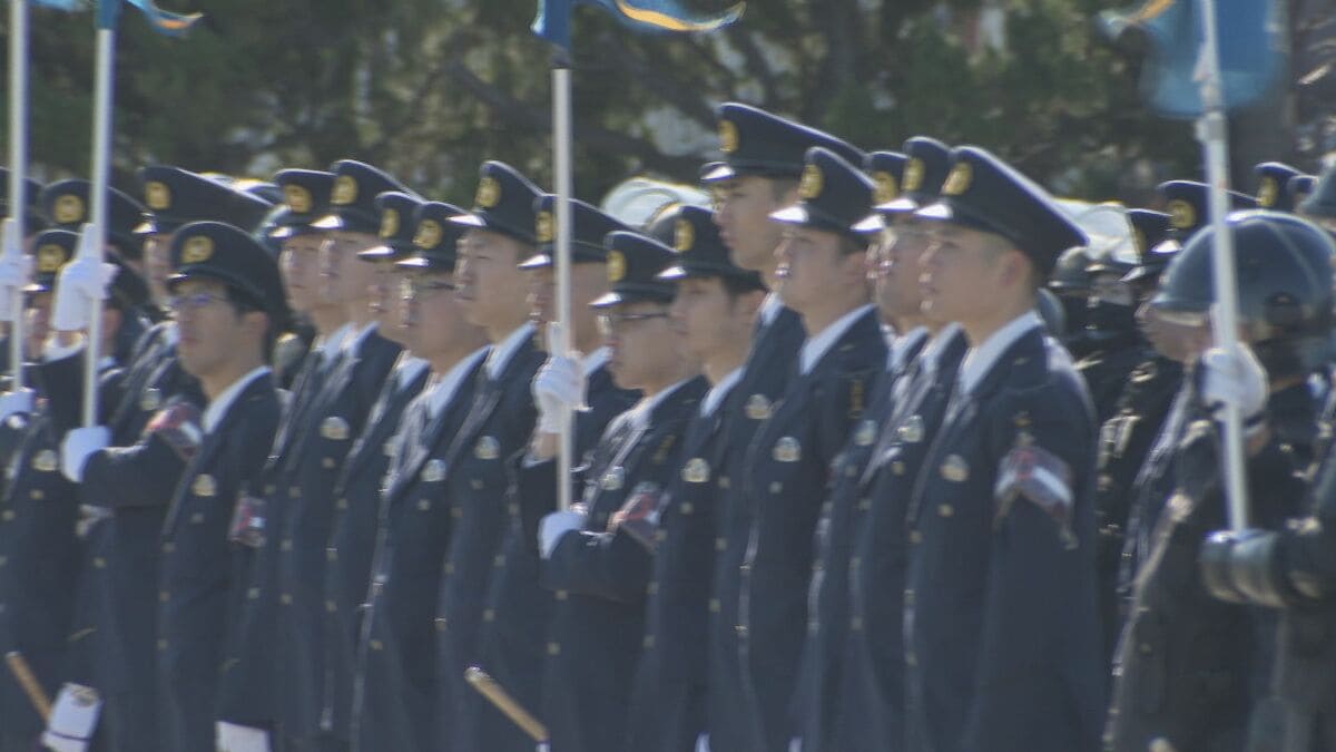 “アジア大会”開催に伴う総合対策を総力を挙げて取り組む 愛知県警の年頭視閲式に警察官ら約480人“一糸乱れぬ隊列”  暴力団･特殊詐欺対策を重点的に