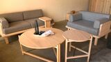 岡山県北の木材で作った家具ブランド “TSUYAMA FURNITURE” のショールーム シンプルなデザインを追究【岡山】|TBS NEWS DIG
