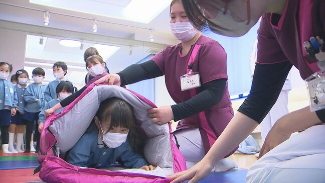 保育園で「命の授業」　産道トンネル…手作り道具にワクワク　大分|TBS NEWS DIG