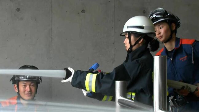 女性にも関心を　消防・警察・海保が仕事内容をPRする体験会　鹿児島|TBS NEWS DIG