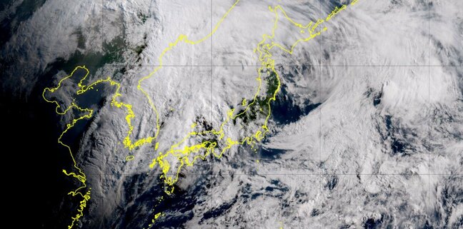 【大雨情報】九州南部120mm、北部100mm予測 前線と低気圧で大気の状態は不安定【雨風シミュレーション】西日本中心に土砂災害、河川の増水、高波に厳重な警戒を|TBS NEWS DIG