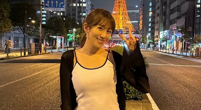 【 中川安奈 】　「懐かしの三田」　夜景バックのオフショット　ファン反響「東京タワーがお似合い」|TBS NEWS DIG