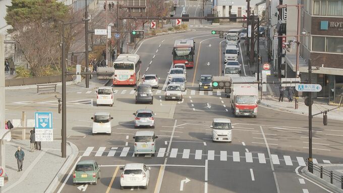 金沢の有数観光地・兼六園下交差点で歩車分離式信号機が本運用|TBS NEWS DIG