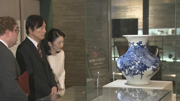 秋篠宮ご夫妻　日本・ベルギー国交160年記念展へ　明治天皇がベルギーに寄贈した品々も|TBS NEWS DIG