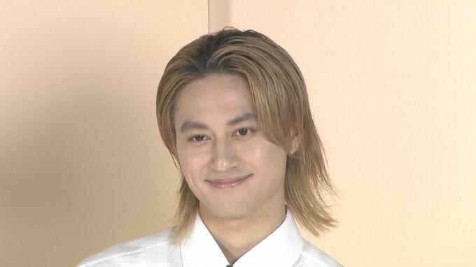 【Aぇ! group 小島健】風呂上がり〝裸で寝落ち〟に美の先輩達から説教「乾燥と冷やすのは美の大敵」|TBS NEWS DIG