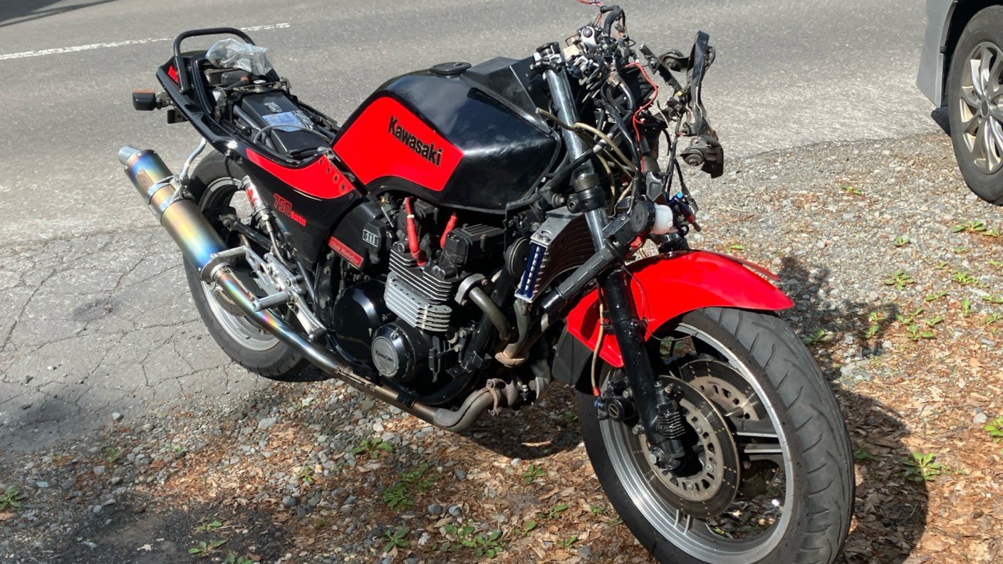 速報・追記あり】国道394号のスノーシェルター内でバイクが転倒 60代