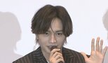 【中島健人】 サプライズバースデーにビックリ 「サプライズされることに慣れてない」と大照れ|TBS NEWS DIG