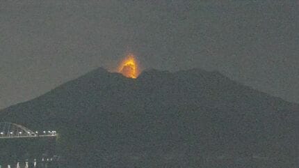 桜島で未明に爆発的噴火 噴煙2300メートル | 鹿児島のニュース｜MBC
